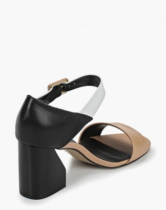 Миниатюра фотографии Босоножки indiana