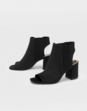 Миниатюра фотографии Босоножки stradivarius
