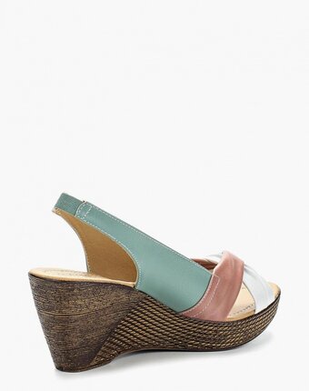 Миниатюра фотографии Босоножки instreet