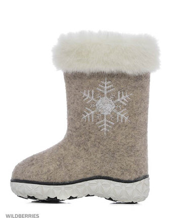 Миниатюра фотографии Валенки, кукморский валяльно-войлочный комбинат