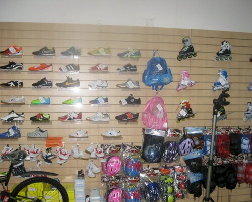 Фотография обувного магазина Спорт плюс