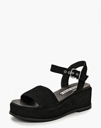 Миниатюра фотографии Босоножки bronx