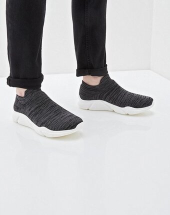 Миниатюра фотографии Кроссовки strobbs