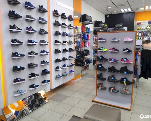 Фотография обувного магазина Climber