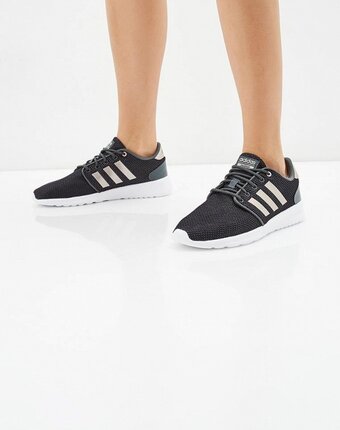 Миниатюра фотографии Кроссовки adidas