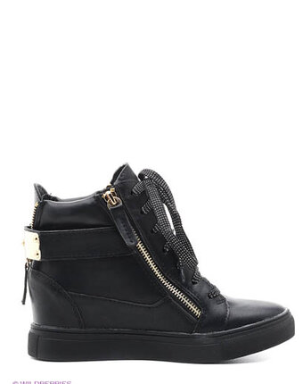 Миниатюра фотографии Сникеры, burlesque