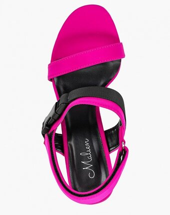 Миниатюра фотографии Босоножки malien