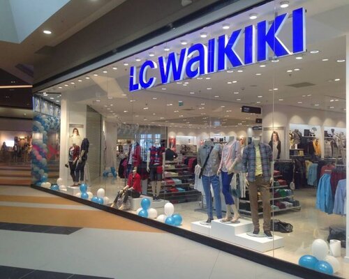Фотография обувного магазина LC Waikiki