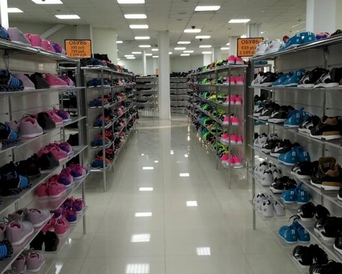 Фотография обувного магазина Планета одежды и обуви