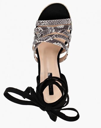 Миниатюра фотографии Босоножки lost ink