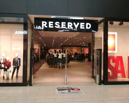 Фотография обувного магазина Reserved