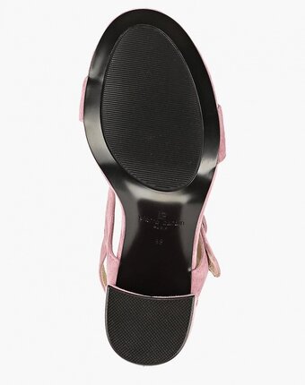 Миниатюра фотографии Босоножки pierre cardin