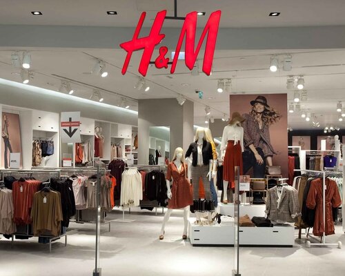 Фотография обувного магазина H & M