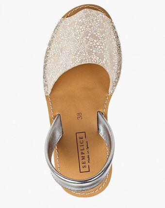 Миниатюра фотографии Сандалии semplice