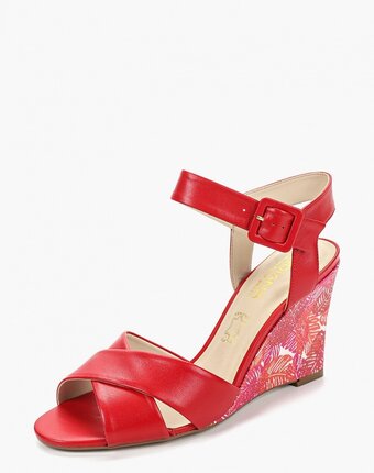 Миниатюра фотографии Босоножки indiana