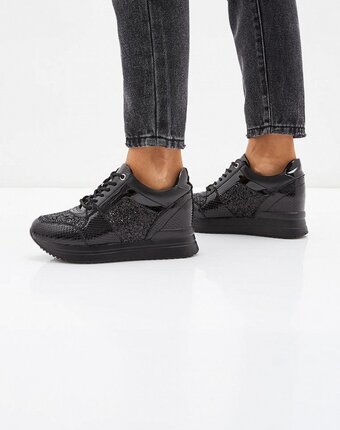 Миниатюра фотографии Кроссовки chezoliny