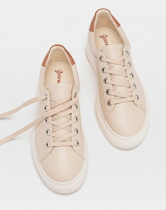 Миниатюра фотографии Кеды stradivarius