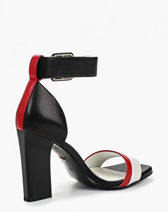 Миниатюра фотографии Босоножки laura valorosa