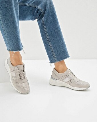 Миниатюра фотографии Кроссовки der spur