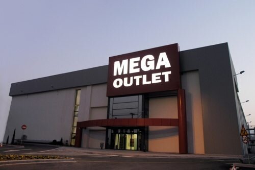 Фотография обувного магазина Mega outlet