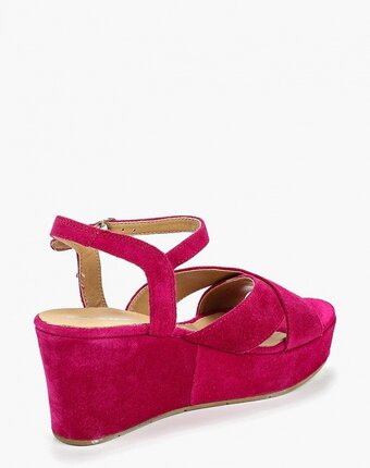 Миниатюра фотографии Босоножки tamaris