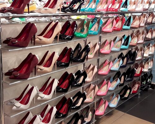 Фотография обувного магазина Joy Family Фотография обувного магазина Joy Family