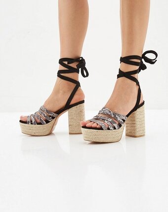 Миниатюра фотографии Босоножки lost ink