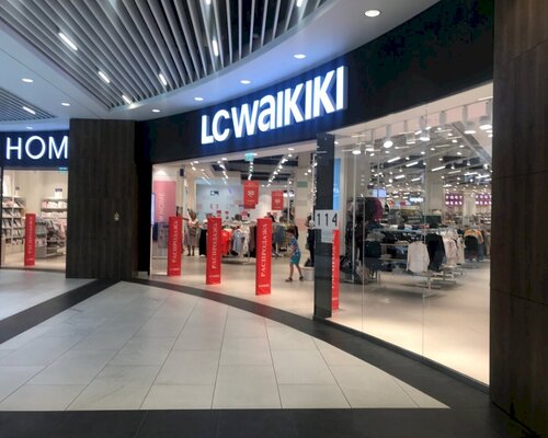 Фотография обувного магазина LC Waikiki