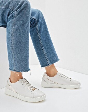 Миниатюра фотографии Кроссовки lacoste