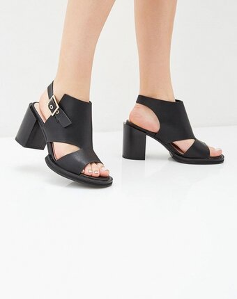 Миниатюра фотографии Босоножки bona dea