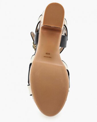 Миниатюра фотографии Босоножки river island