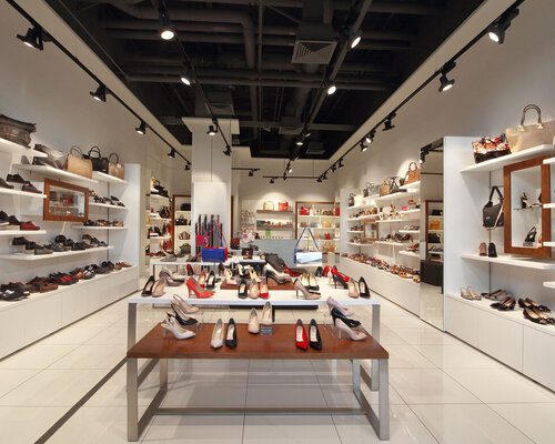 Фотография обувного магазина Геометрия обуви