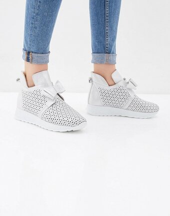 Миниатюра фотографии Кроссовки clovis