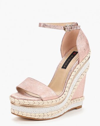 Миниатюра фотографии Босоножки winzor