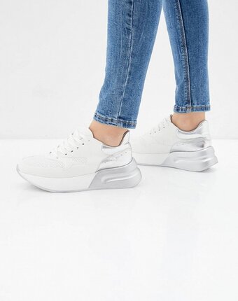 Миниатюра фотографии Кроссовки vivian royal