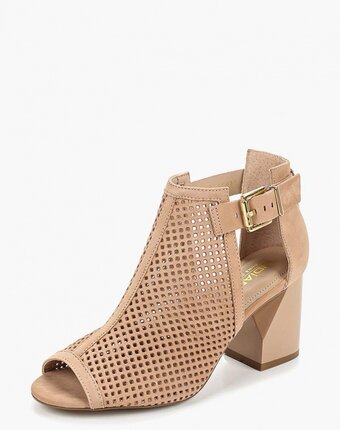 Миниатюра фотографии Босоножки indiana