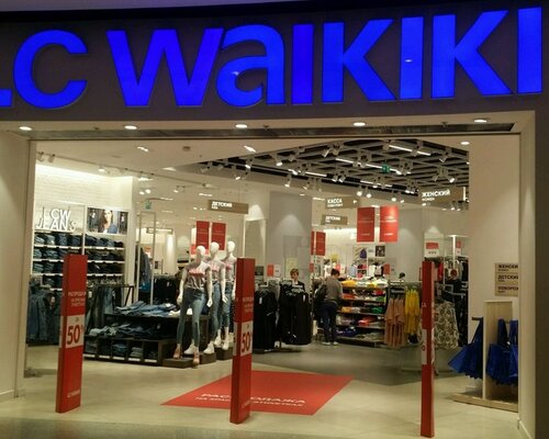 Фотография обувного магазина LC Waikiki