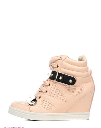 Миниатюра фотографии Сникеры, burlesque