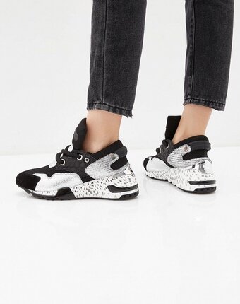 Миниатюра фотографии Кроссовки tuffoni