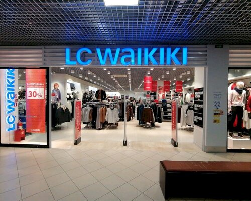 Фотография обувного магазина LC Waikiki