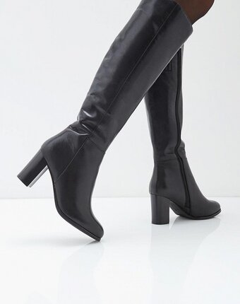Миниатюра фотографии Сапоги pierre cardin