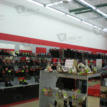 Фотография обувного магазина makfine