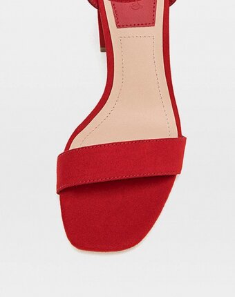 Миниатюра фотографии Босоножки stradivarius