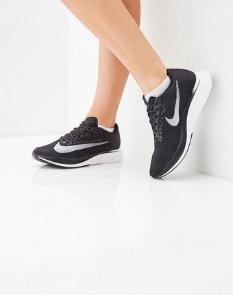 Миниатюра фотографии Кроссовки nike