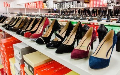 Фотография обувного магазина  Dr. Martens