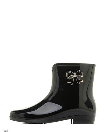 Миниатюра фотографии Резиновые сапоги, деревья