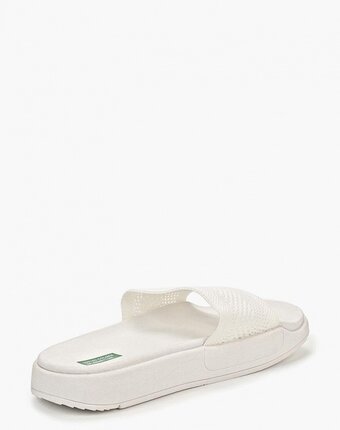 Миниатюра фотографии Сланцы united colors of benetton
