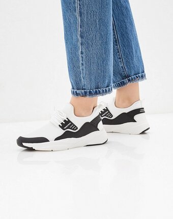 Миниатюра фотографии Кроссовки patrol