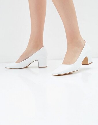 Миниатюра фотографии Туфли mango