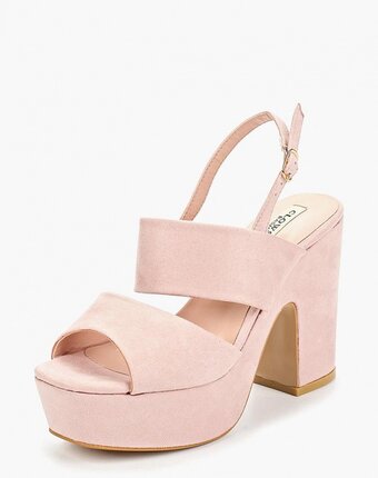 Миниатюра фотографии Босоножки clowse